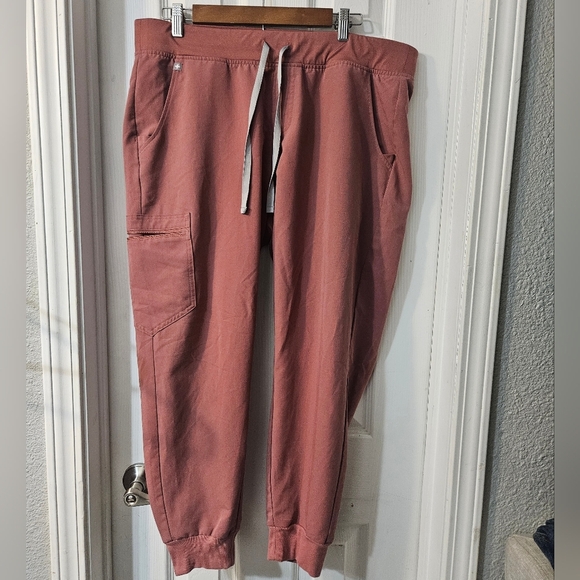 Figs Zamora Jogger Scrub Pant - Picture 2 of 6